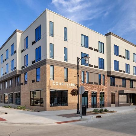 Courtyard By Marriott Owatonna Downtown Hotell Eksteriør bilde