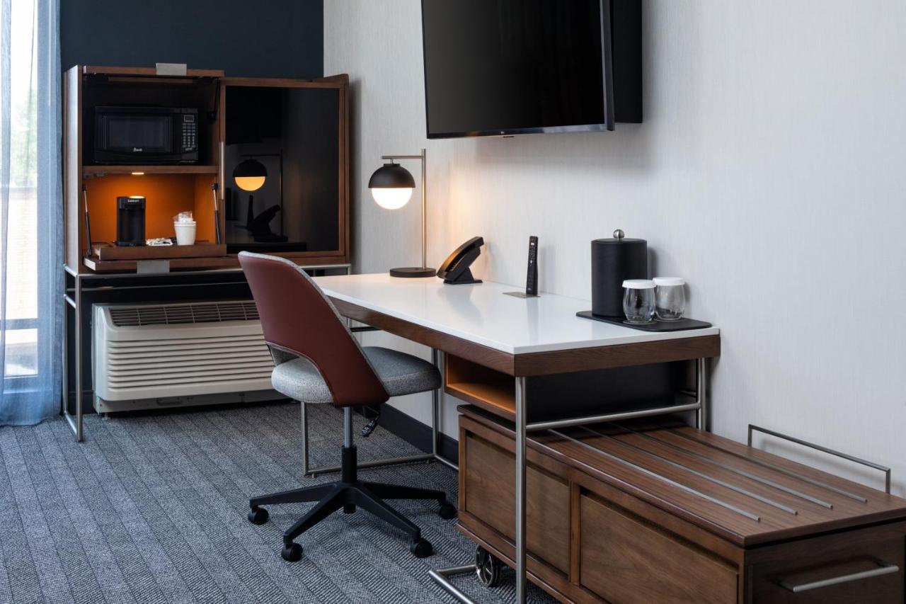 Courtyard By Marriott Owatonna Downtown Hotell Eksteriør bilde