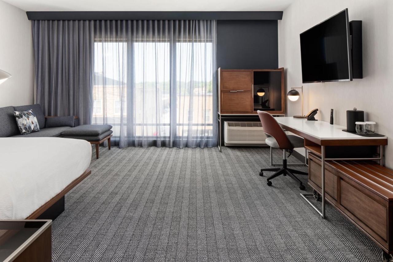 Courtyard By Marriott Owatonna Downtown Hotell Eksteriør bilde